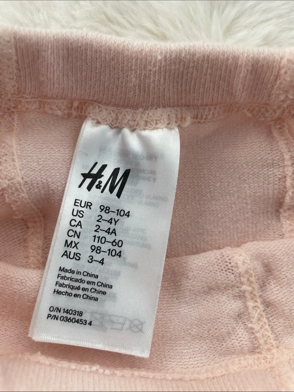 SALE! 50% Off H&M Kids Black and Light Pink Heart Tights - Pair Size 2/4